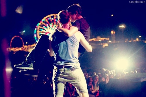 asiangayguy:  Who says that our love can not be romantic at all :)? 