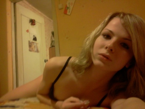 jaynelovesdick:  you know you are blonde insideyou know you are a girl inside