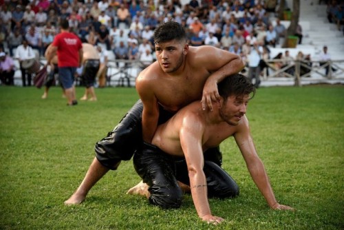 rovensstuff:tetonmountainman: aieaguy: I *love * Turkish wrestling. Turkish oil wrestling….. 