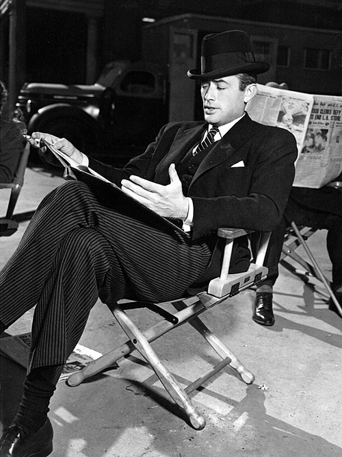 lars134:Gregory Peck on the set of “The Paradine Case”, 1947