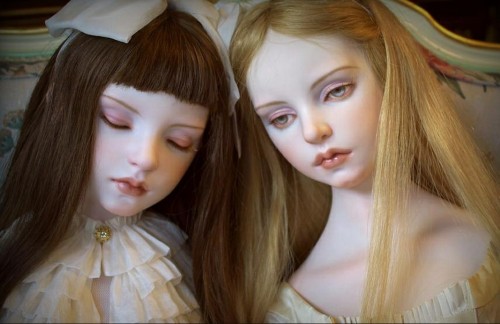 (со страницы Japanese Dolls - Японские куклы) Все люди в детстве играют в куклы, а потом о них забыв
