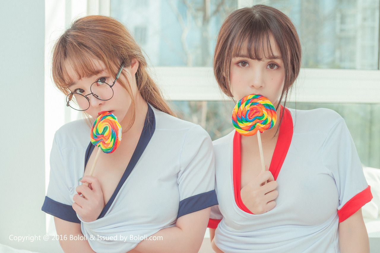 forchi:  柳侑绮 / Sevenbaby &amp; Xia Mei Jiang 夏美酱 