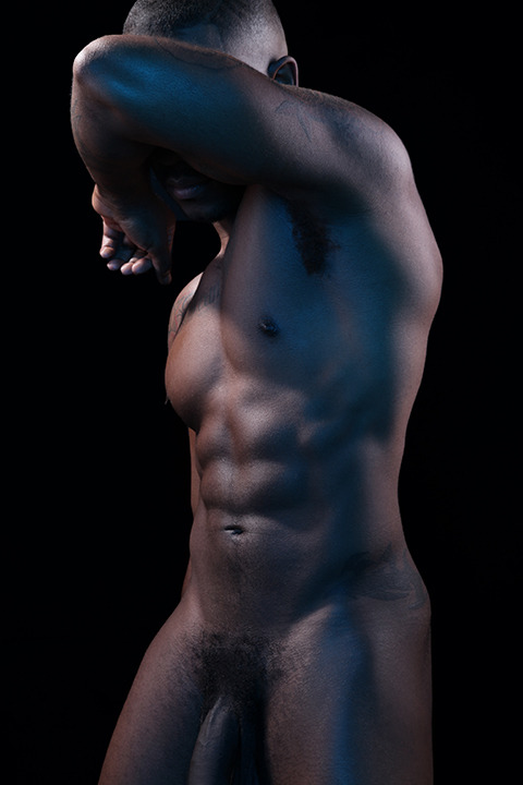 therealhoodfreak:  Ace Rockwood…. He do niggaz & chicks….right?
