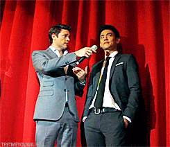 sherlockspeare:  thebitchesterbrothers:  testmeyouwillfail:  Star Trek 2009 Berlin Premiere (X) Sorry if the German caption is not correct.  I’m german, and I really love this. Let me tell you why! There’s a good reason the audience started to laugh