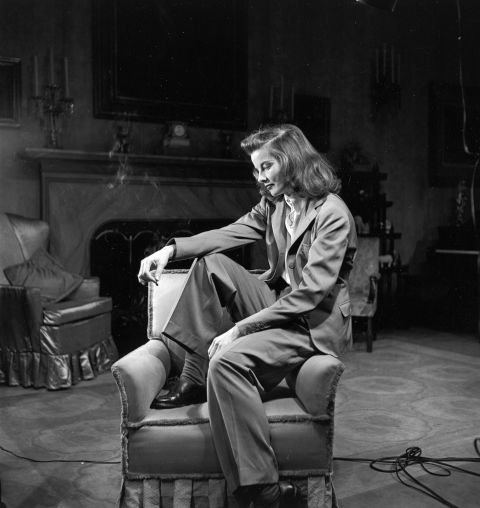 aeide-thea:ptjdoeswmenswear:Katherine Hepburn in a baller suit, 1938.psst @sophiagratia??