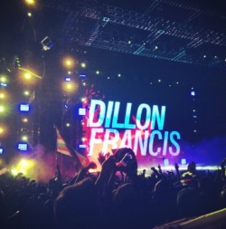 raving4life:  noc-turnalstealth13:  xdillton:  EDC 2014  Dillon Francis killed it! he dropped some deep house too, heaven 