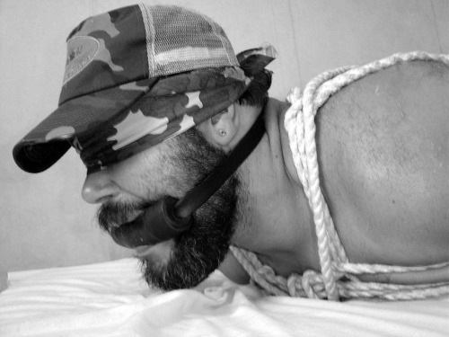 gaggedbear: bondageforthebigman: the-alley:Big or small, you obeyFucking hot. HOT BEARDED SLAVE , GA