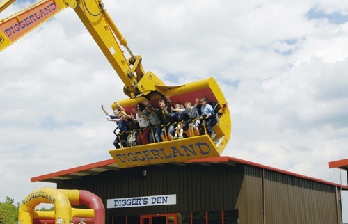 gifprincess:Can we just…   All talk about this…    Brand new THEME PARK..   