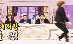 ranzart:  45/100 Hyunseung gifs