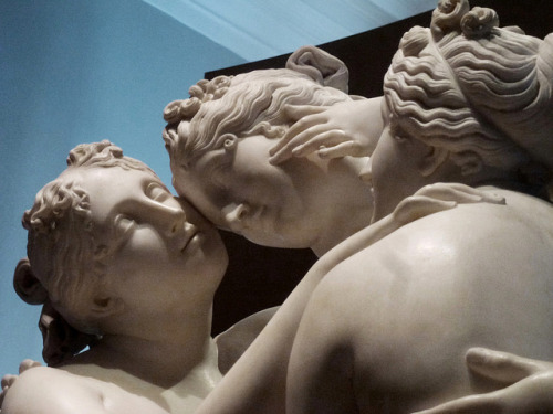monumentraider:Canova, The Three Graces on Flickr.