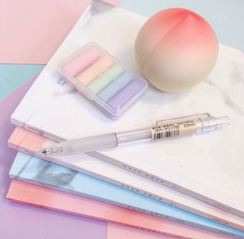 loverstudies: prettystudying: Pastel studyboard