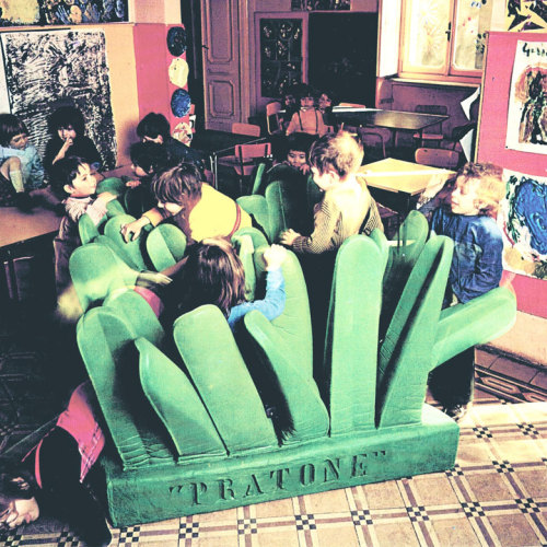 arnaud-lifestyle: Italy, 1971 - “Pratone” lounge chair in green polyurethane. Designed by Pietro Der