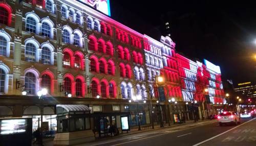 Lit Bros building at 8th & Market all dressed up as a candy cane #philly #philadelphia #whyilove