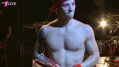 How To Be Fucking Hot And Fucking Cute At The Same Time, A Lesson By Josh Dun