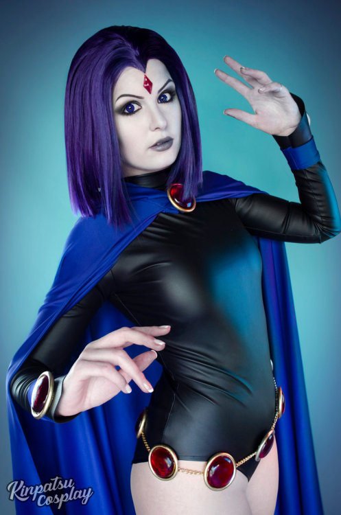 hotcosplaychicks:Raven - Teen Titans by Kinpatsu-Cosplay Check out http://hotcosplaychicks.tumblr.co