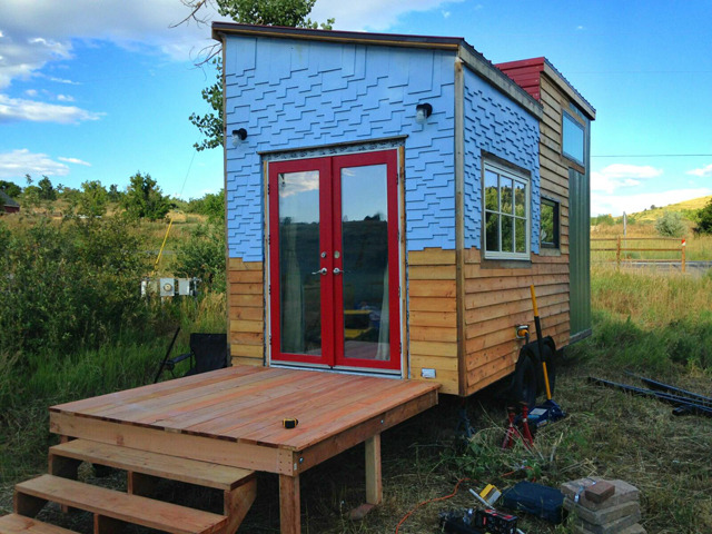 tinyhousecanada:  Beautiful Tiny House  Sometimes a tiny house can prove to be more