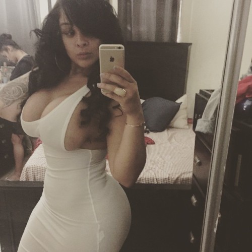 godsgifttomankind:  V Banksinstagram.com/atingofbeauty  😍