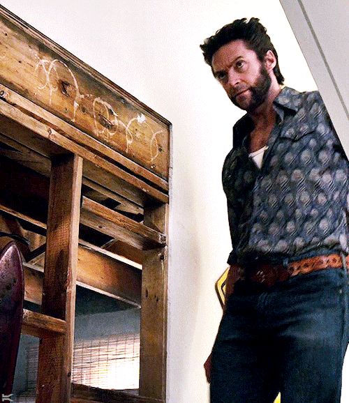 HUGH JACKMAN AsTHE WOLVERINE/LOGAN HOWLETTin X-Men: Days Of Future Past (The Rogue Cut) - 2014