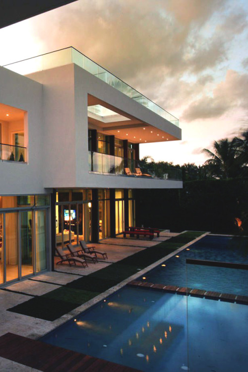 luxware:  Private Residence