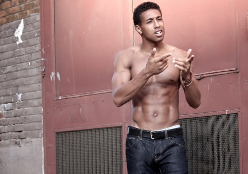 beautifulblackmenfromphilly:  http://beautifulblackmenfromphilly.tumblr.com/