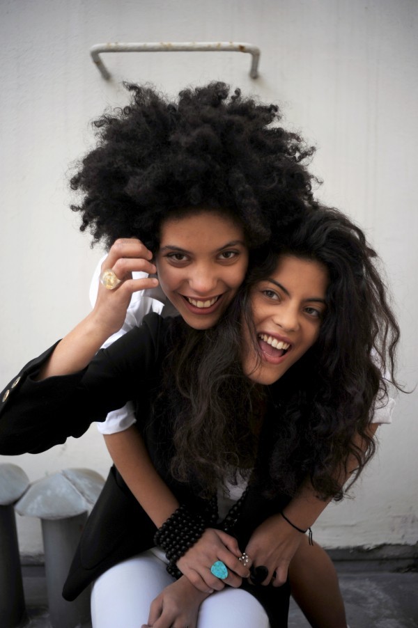 thespiritualboho:  Cuban-French twin sisters Lisa-Kaïndé and Naomi Diaz. Makers