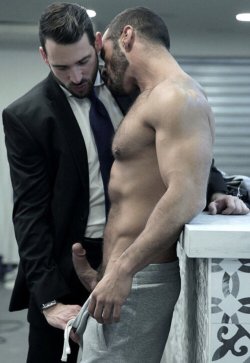 robinhorny:  That moment when you realize he wasn’t only handsome, but got a nice tool either…🌈Follow me, please: robinhorny.tumblr.com🌈