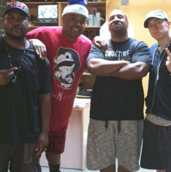 eminemsvevo:  Eminem & D12 (Kuniva, Swifty