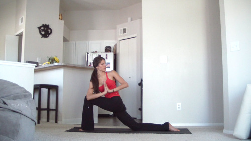 Energizing Morning Yoga Routine (15 minutes)…has been refilmed! Same routine, same calming vo