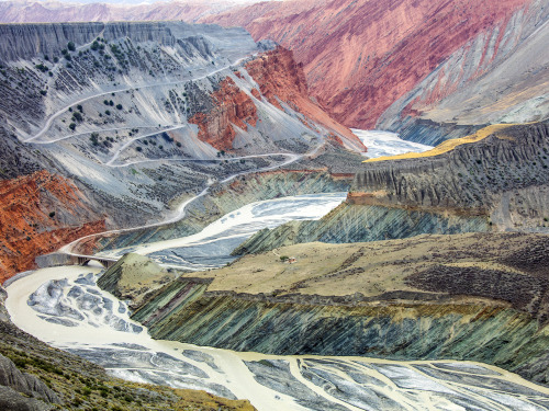 mirkokosmos:  Tian Shan, China