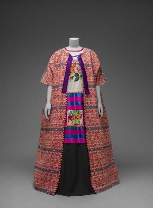 bobbycaputo: Upcoming Exhibition Uses Frida Kahlo’s Personal Belongings to Tell Her Life Story