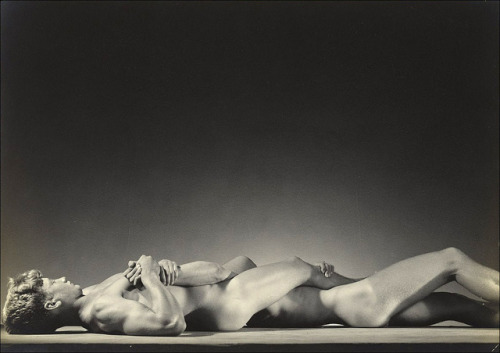 George Platt Lynes, Tex Smutney & Buddy Stanley Reclining