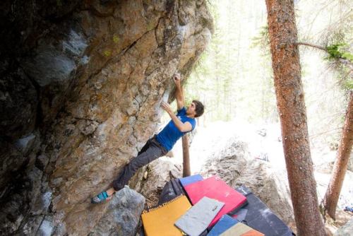 definedbypassion: “Compression Matters” - V7 Guanella Pass, COCanon 7DmkII, Tokina 11-20