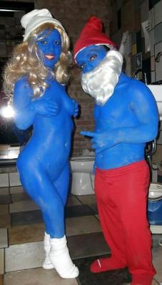 dirty-gamer-girls:  [Smurfs] Smurfette and