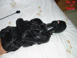 mrskcofengland:  A well restrained submissive