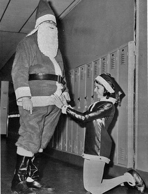 ilovedamsels1962:  Santa is pleased…..