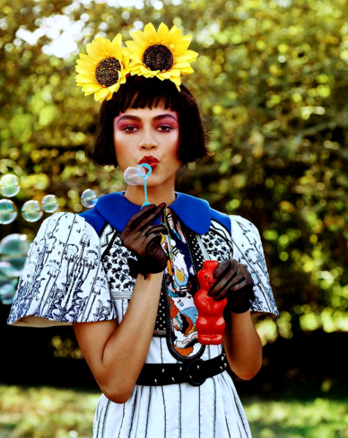 zedayacoleman:  ZENDAYA COLEMANPhotographed by Alasdair McLellan for LOVE Magazine