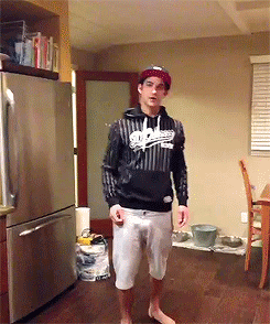 livinglifewithderek:  http://tinyurl.com/pyggrvs
