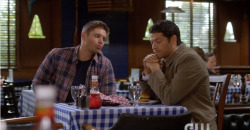 destieldrabblesdaily:  fandomsfanfictionsfangirlingohmy: