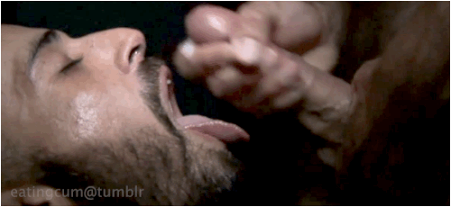 cummeaterchicago:  Got to love a guy who knows how to fill a mouth with his sperm!