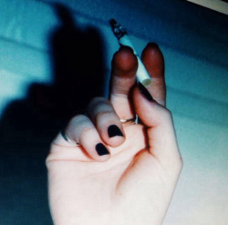 lesbianslovesatan:  highschool-whores:  velvet-apathy:  sweet-nightmares-dark-dreams:wastedlilacs:  soft grunge/models  reasons why girls don’t like to give blowjobs so true  ☠GRUNGE HERE☠   ☽☯similar here☯☾     free drugs here  satan’s