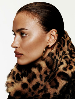 modelmexoxo:  Vogue España September 2014