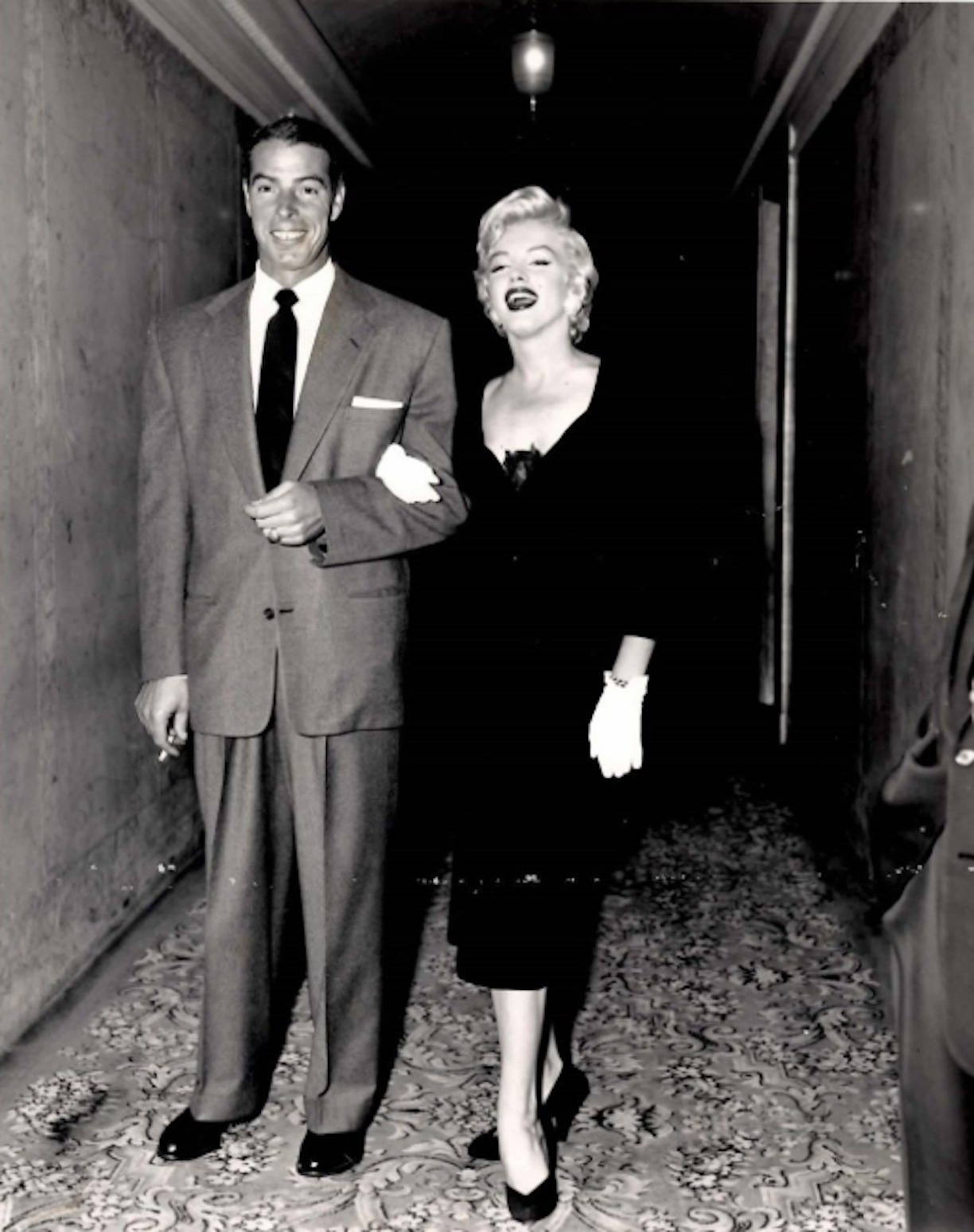 perfectlymarilynmonroe - Marilyn Monroe and Joe DiMaggio in New York