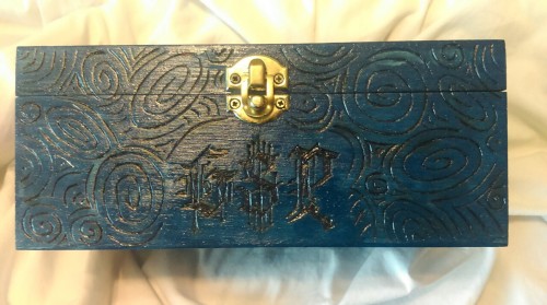 Hey friends and followers! Pictured above is a box that I did wood burning on for my boyfriend’s bir