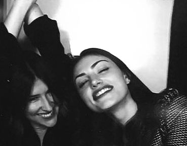 beautorigine:   Ilona Hamer and Phoebe Tonkin at I Love Coco photo booth   Feb. 25,