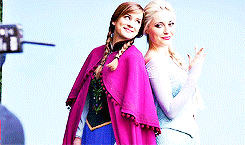 keybladesoras:  Frozen joins Once Upon a