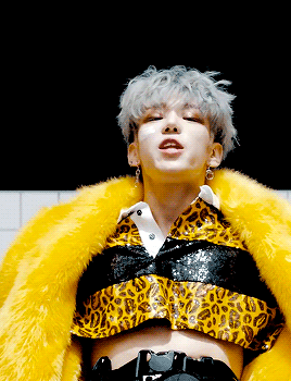 hamtarowow:byeongkwan’s iconic looks in under cover