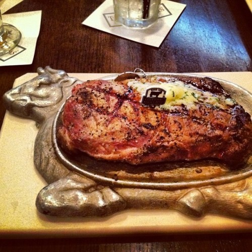 Holy cow!This 16 oz. ribeye kicked my ass! I guess everything in Texas is bigger.(at Taste of Texas)