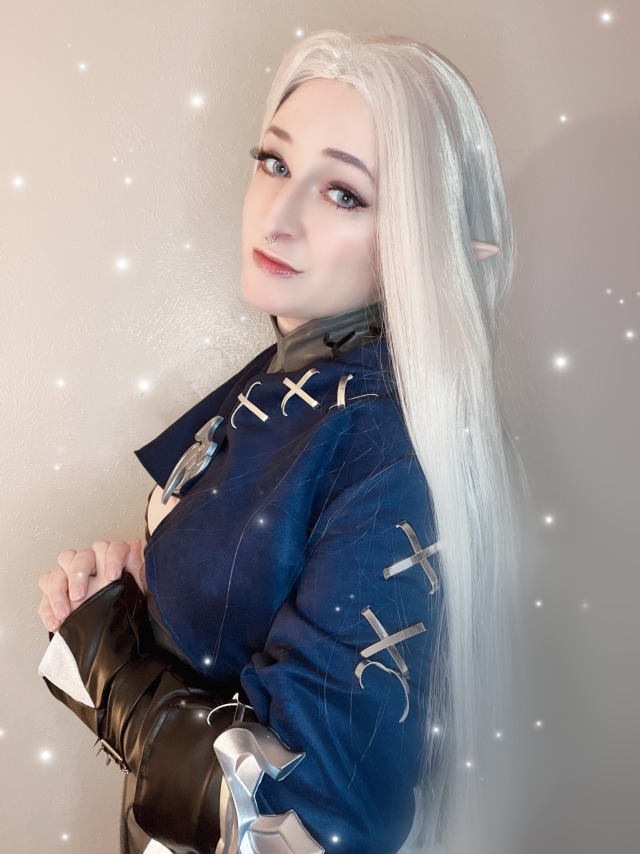 “I am neither a saint nor a savior — just another sinner.”
🪡 Cosplay made by me!
❄️ Accessories by The Dangerous 