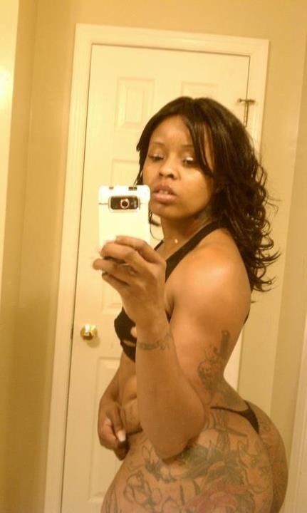 ebonyhomemade:  See more black pussy at RealBlackExposed.com