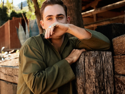 sbastianstan:Dacre Montgomery ph. by John Balson for Mr Porter’s The Journal (2019)